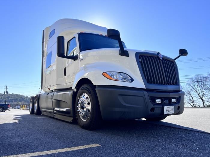 2020 International LT625-4
