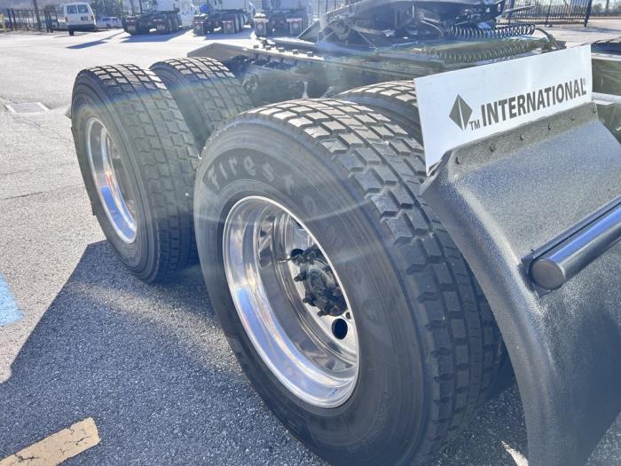 2020 International LT625-6