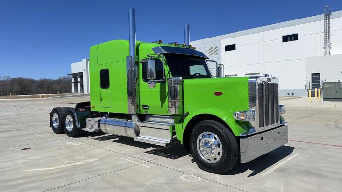 2026 Peterbilt 589-3