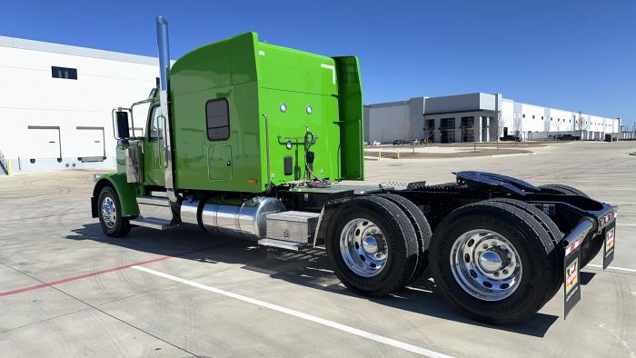 2026 Peterbilt 589-7