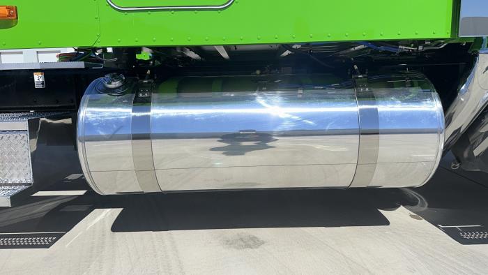 2026 Peterbilt 589-20