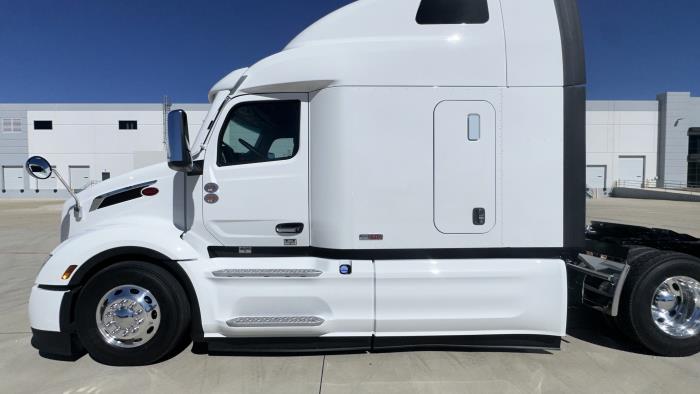 2026 Peterbilt 579-15