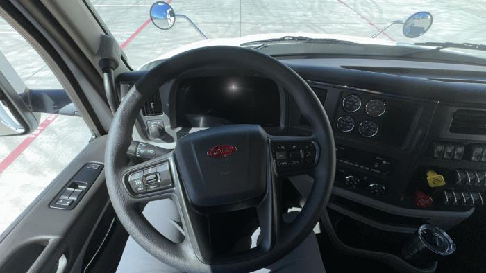 2026 Peterbilt 579-17