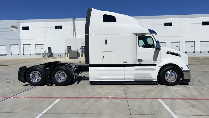 2026 Peterbilt 579-4