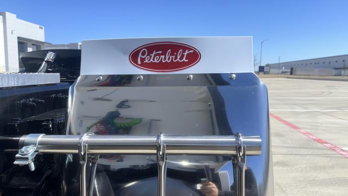 2026 Peterbilt 579-11