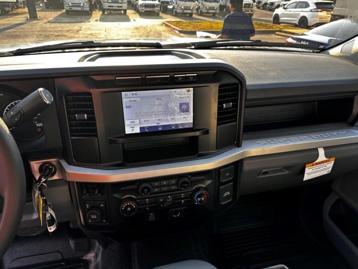 2023 Ford F-250-4
