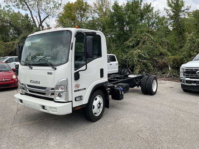 2025 Isuzu NRR-1