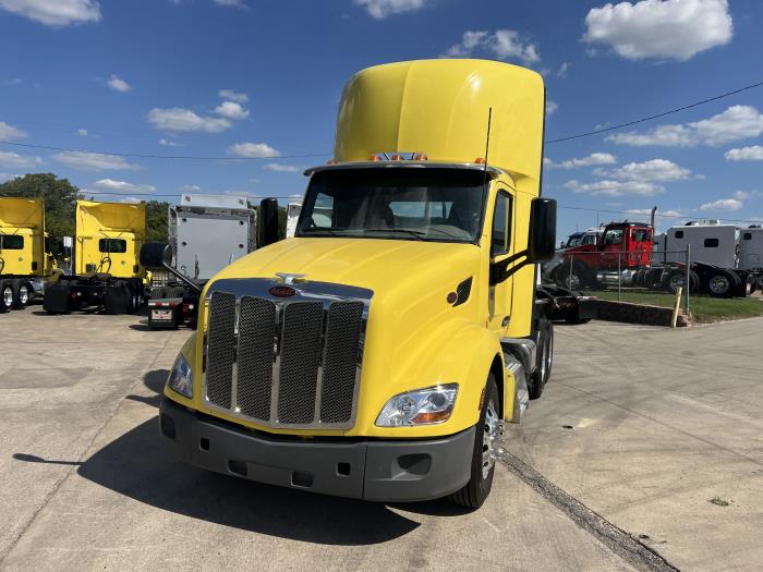 2021 Peterbilt 579-2