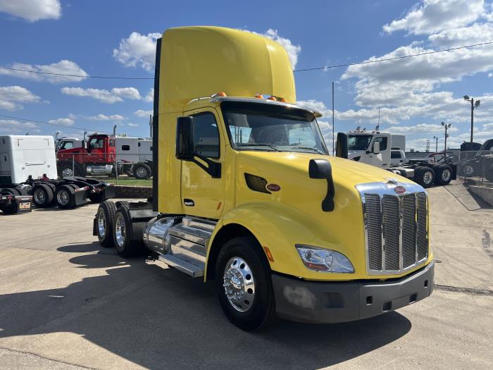 2021 Peterbilt 579-4