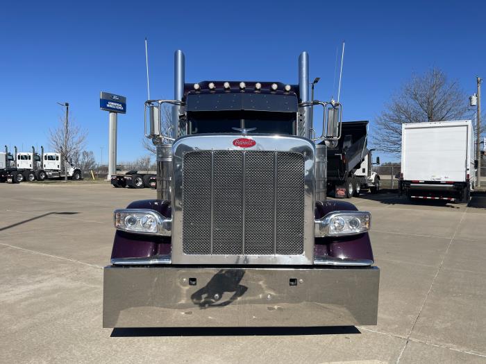 2024 Peterbilt 389-2