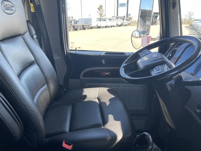 2024 Peterbilt 389-22