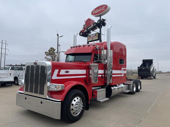 2024 Peterbilt 389-1