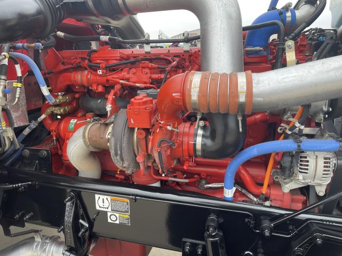 2024 Peterbilt 389-31