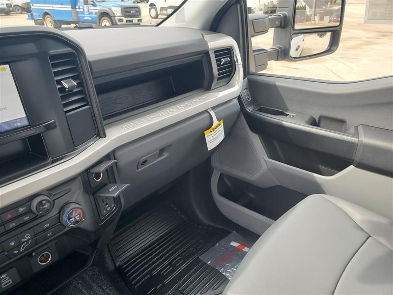 2025 Ford F-250 Crew Cab 4x4 Pickup for sale #1874867 - photo 13