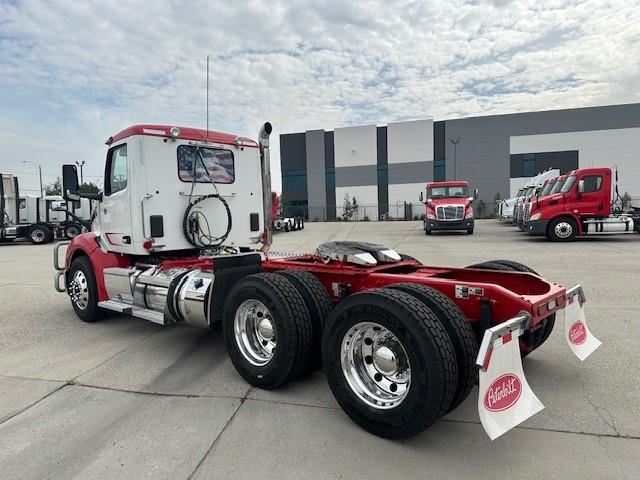 2023 Peterbilt 579-12