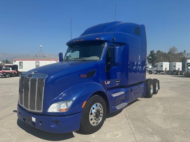 2022 Peterbilt 579-15