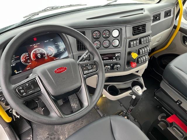 2026 Peterbilt 567-7