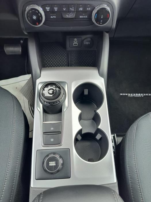 2024 Ford Bronco-10