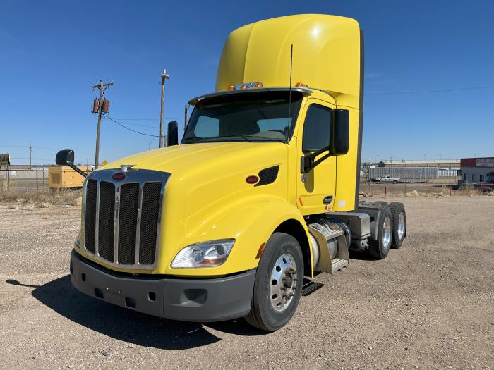 2021 Peterbilt 579-1