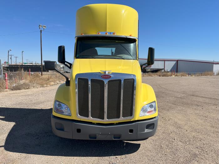 2021 Peterbilt 579-2