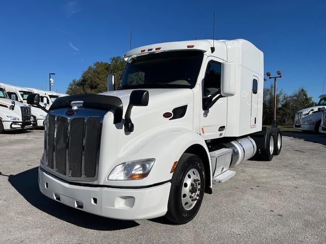 2021 Peterbilt 579-1
