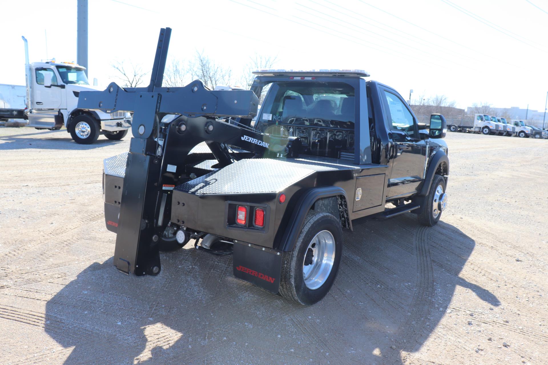 2024 Ford F-450 Regular Cab DRW 4x2 Wrecker Body for sale #1819597 - photo 8