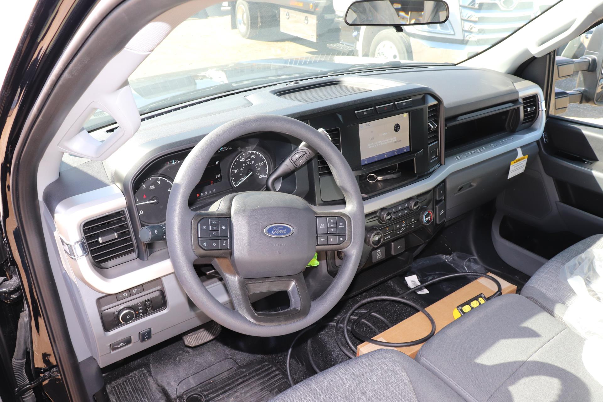 2024 Ford F-450 Regular Cab DRW 4x2 Wrecker Body for sale #1819597 - photo 14