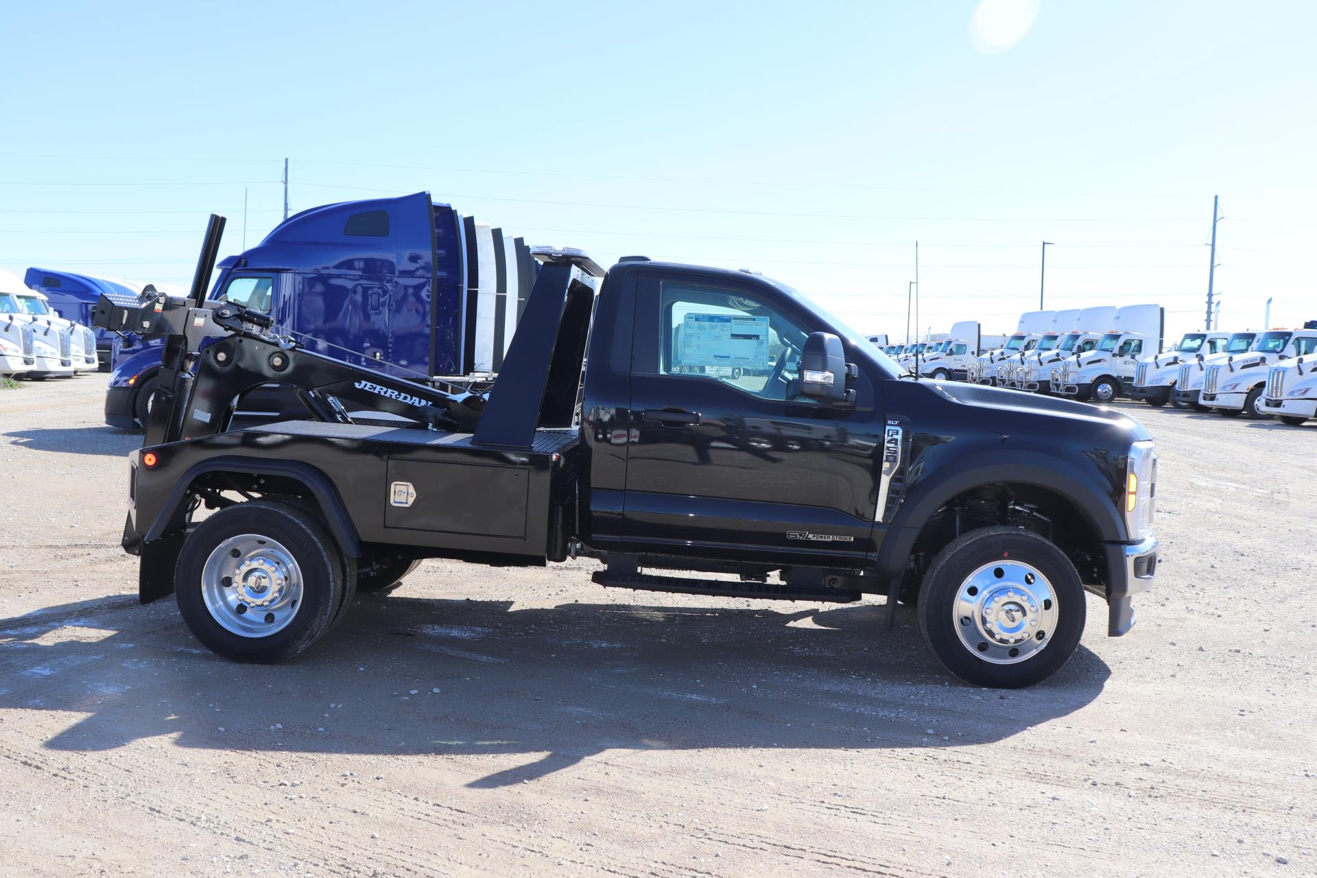 2024 Ford F-450 Regular Cab DRW 4x2 Wrecker Body for sale #1820910 - photo 8