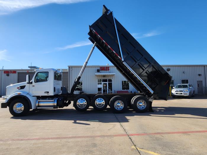 2025 Peterbilt 567-14