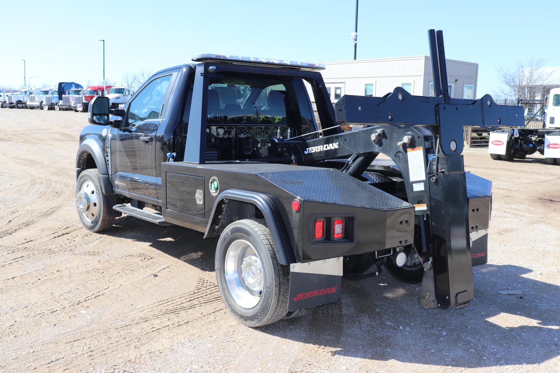 2024 Ford F-450 Regular Cab DRW 4x2 Wrecker Body for sale #1820902 - photo 6