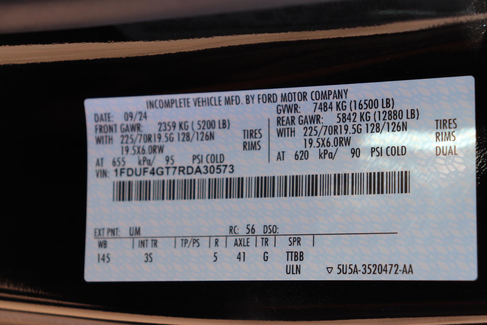 2024 Ford F-450 Regular Cab DRW 4x2 Wrecker Body for sale #1820902 - photo 23