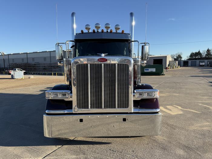 2026 Peterbilt 589-12