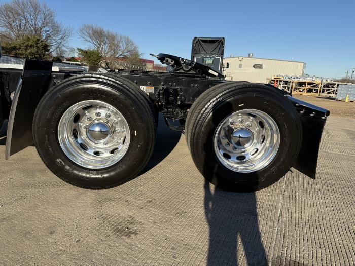 2026 Peterbilt 589-19