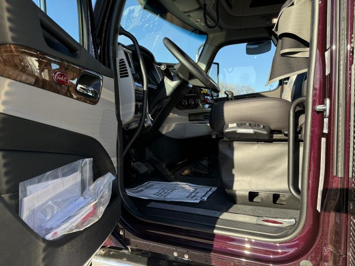2026 Peterbilt 589-29