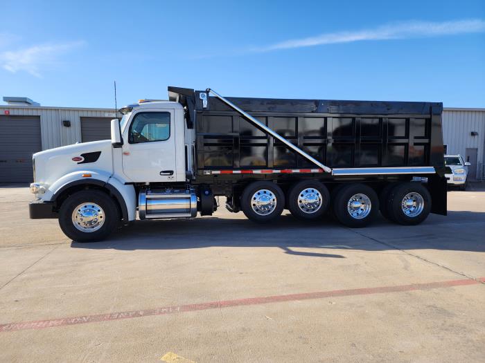 2025 Peterbilt 567-2