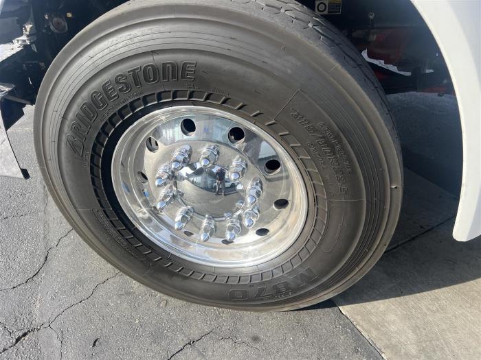 2019 Peterbilt 567-14