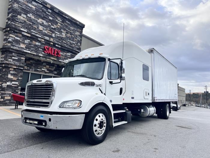2019 Freightliner Business Class M2 106-2
