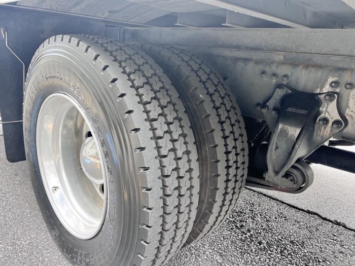 2019 Freightliner Business Class M2 106-9
