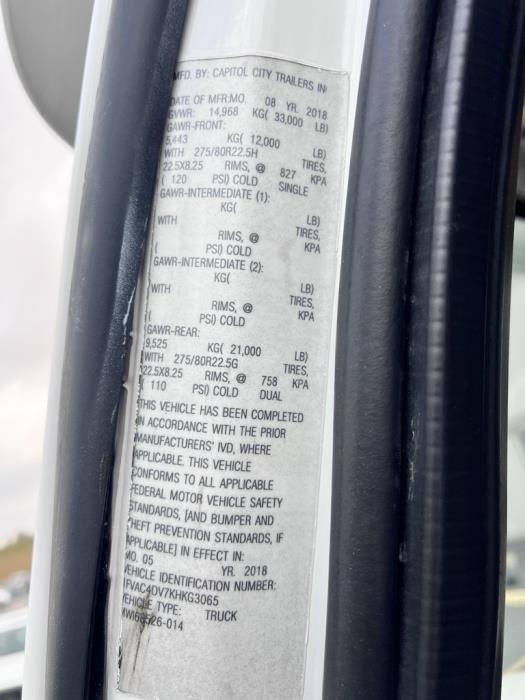 2019 Freightliner Business Class M2 106-18