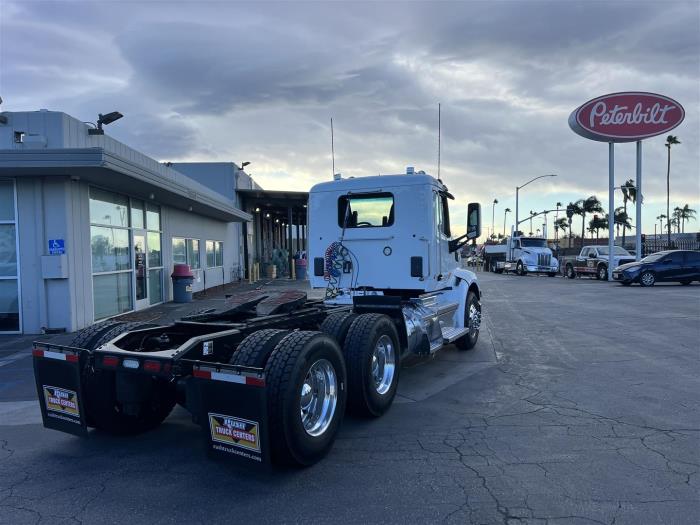 2020 Peterbilt 579-5