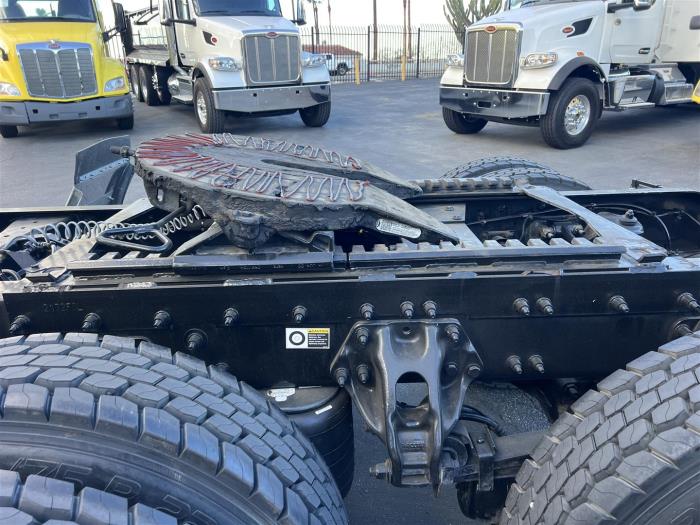 2020 Peterbilt 579-11
