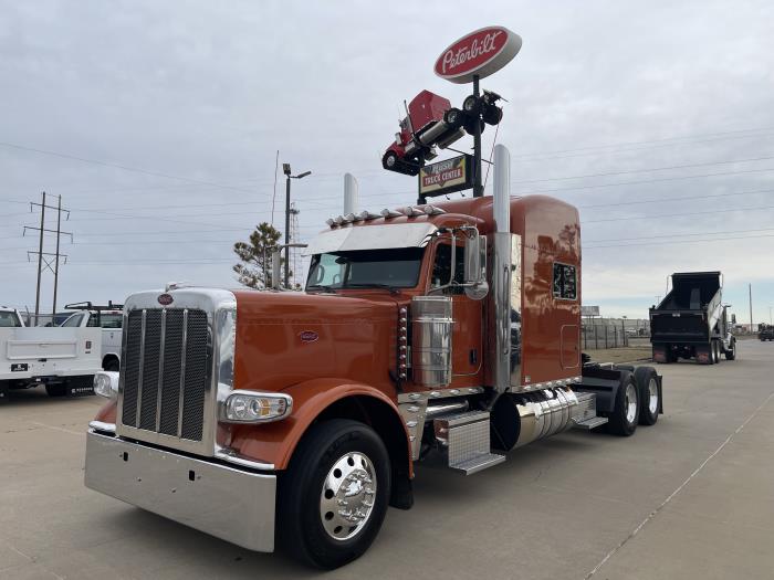 2024 Peterbilt 389-1