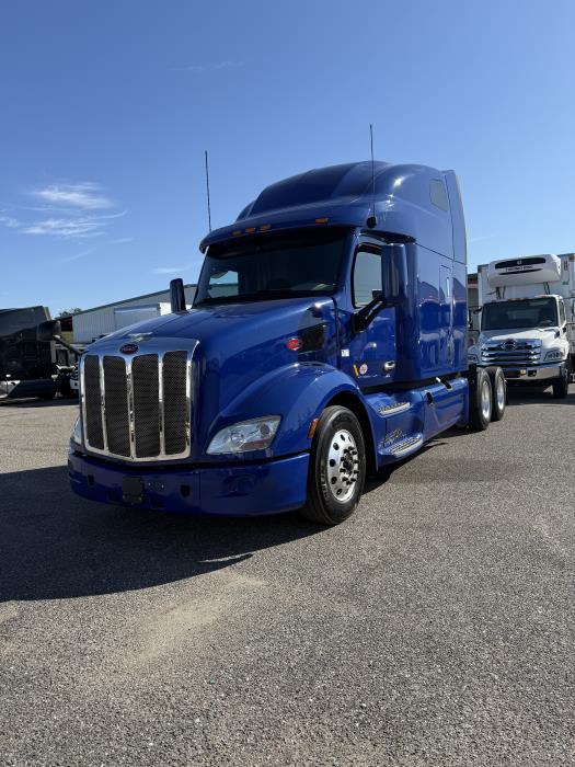 2022 Peterbilt 579-1