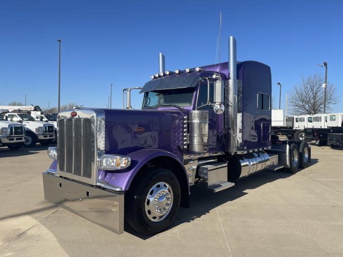 2024 Peterbilt 389-1