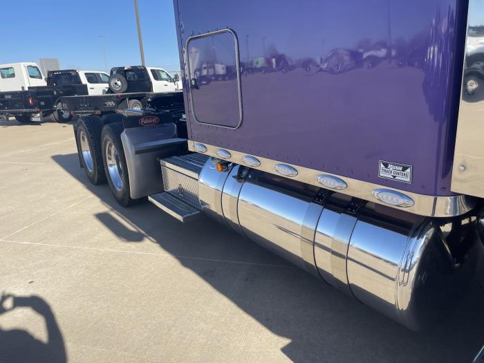2024 Peterbilt 389-5