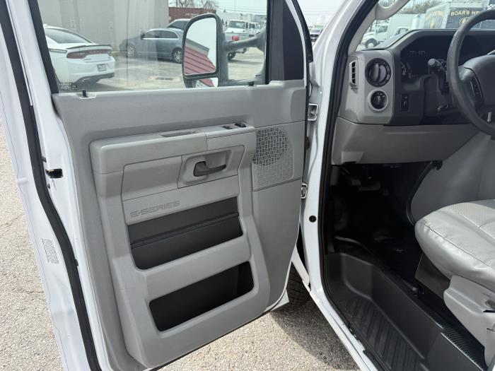 2019 Ford E-450-7