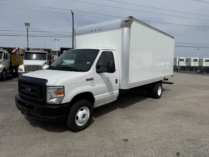2019 Ford E-450-9