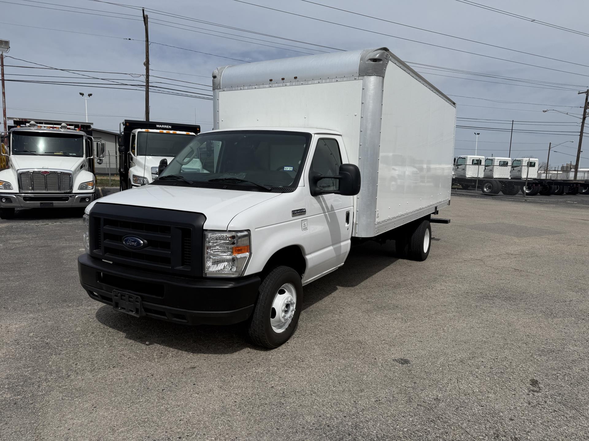 2019 Ford E-450 RWD Box Van for sale #1873427 - photo 11
