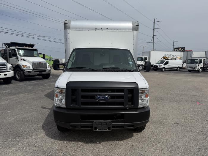 2019 Ford E-450-2