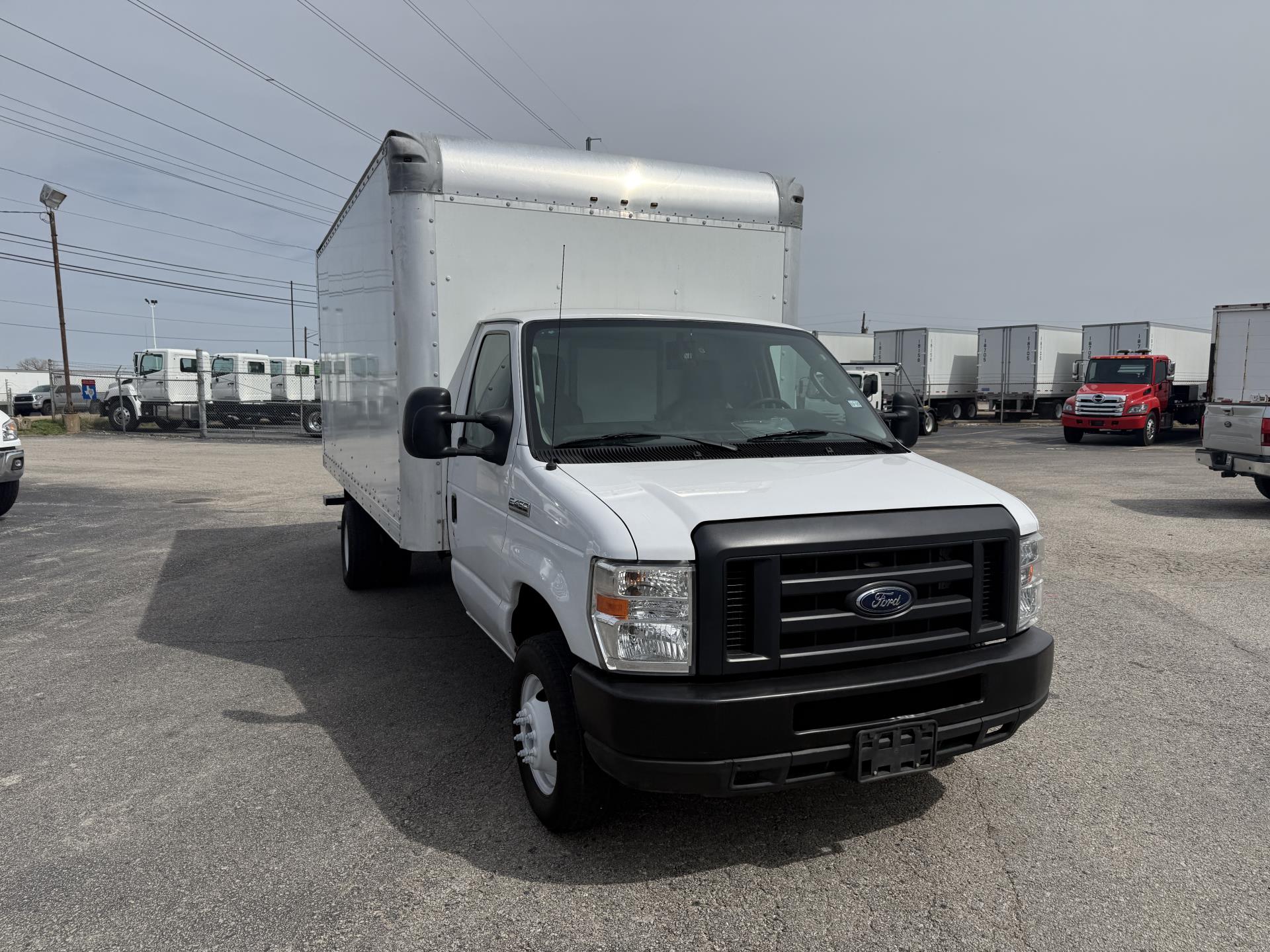 2019 Ford E-450 RWD Box Van for sale #1873427 - photo 15